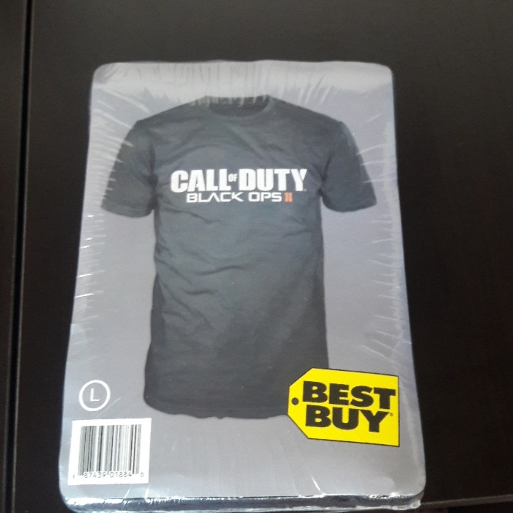 T- shirt
